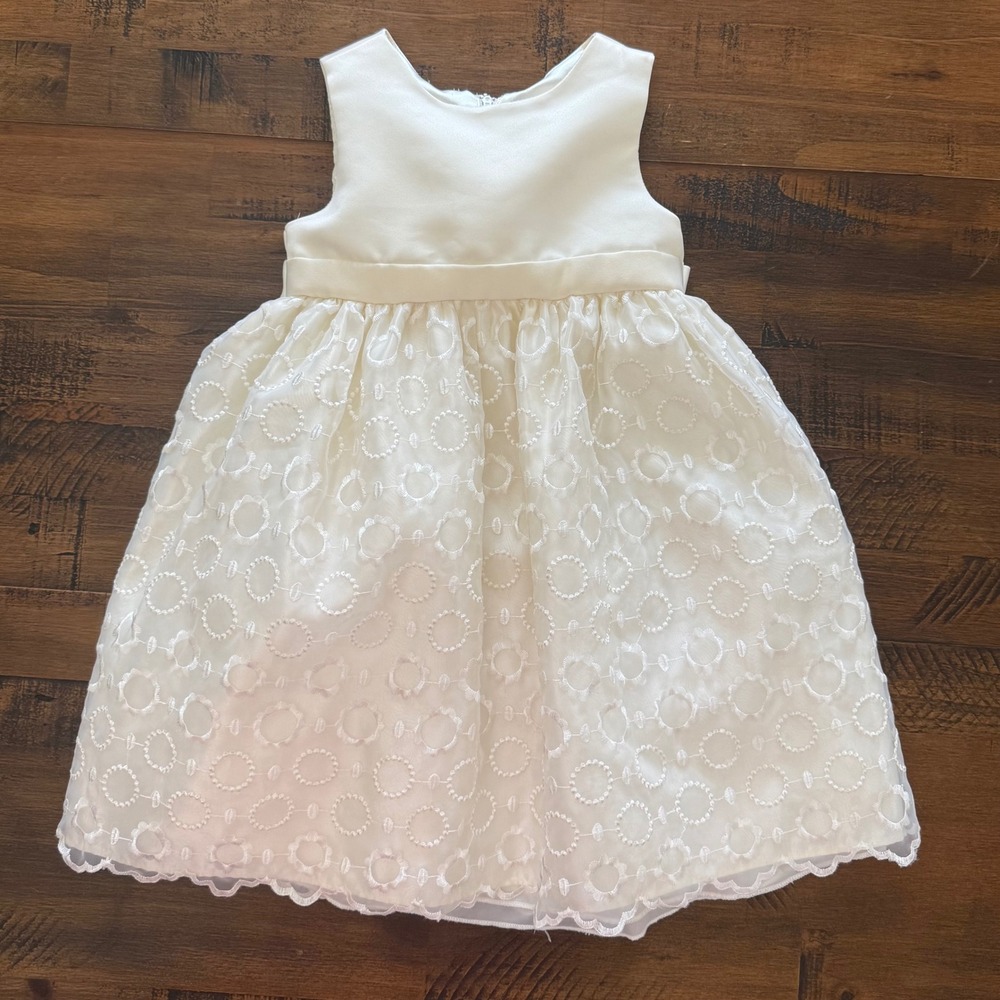 American Princess Girls Ivory Eyelet Embroidered Special Occasion Dress 3T